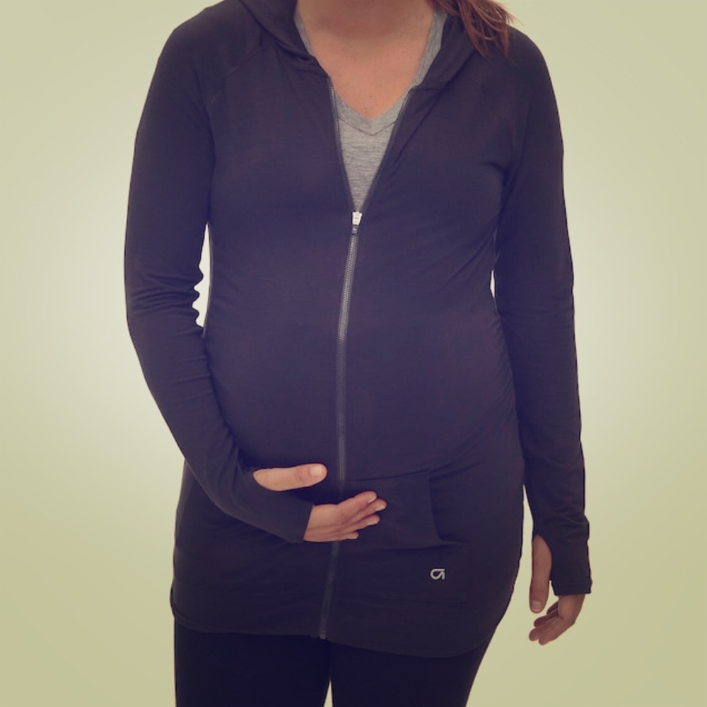 GapFit maternity breathe black hoodie